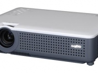 Проектор Sanyo PLC-XU75